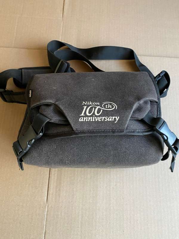 NIKON CAMERA BAG IN GOOD  CONDITION